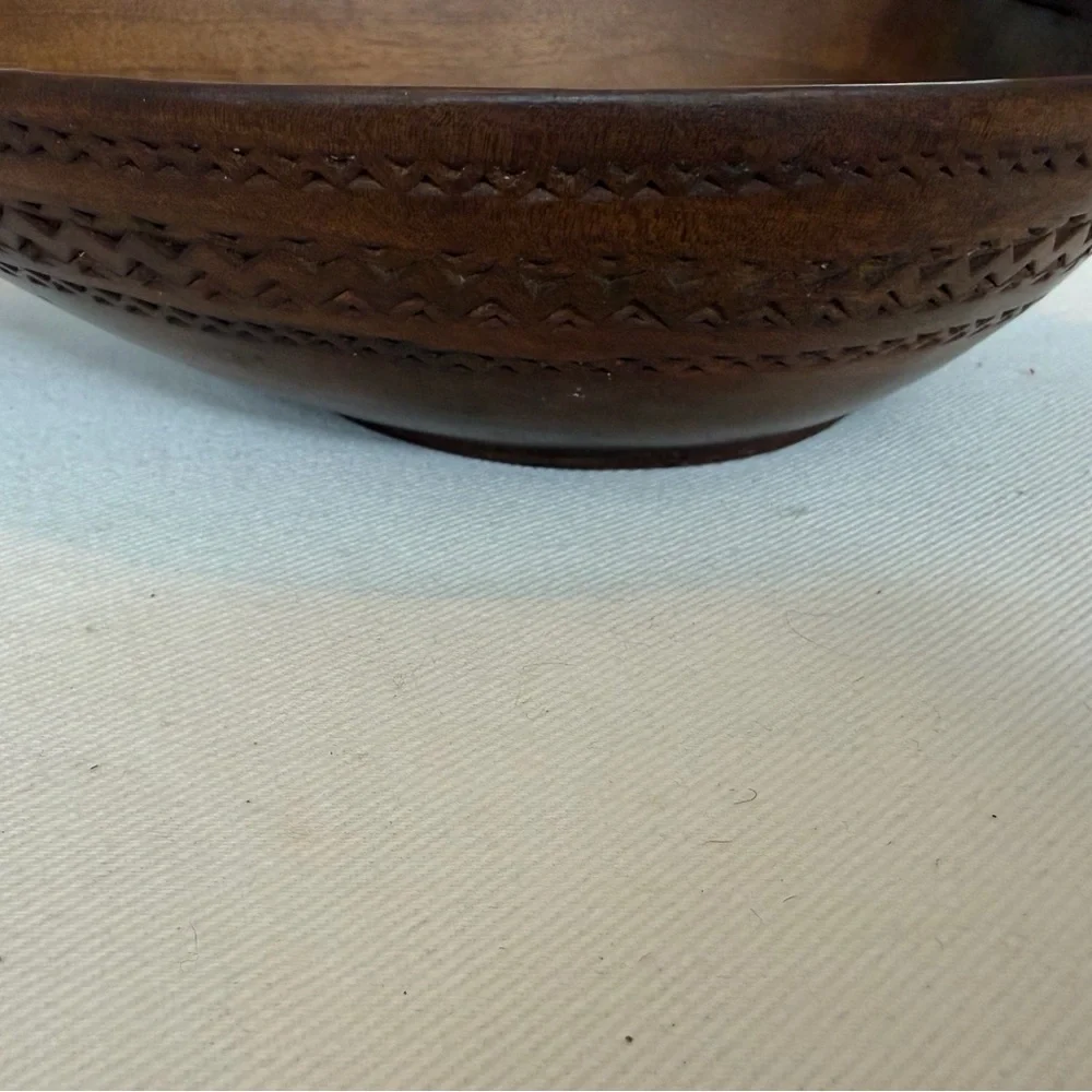 Hand-Carved Wooden Duck Bowl in Brown